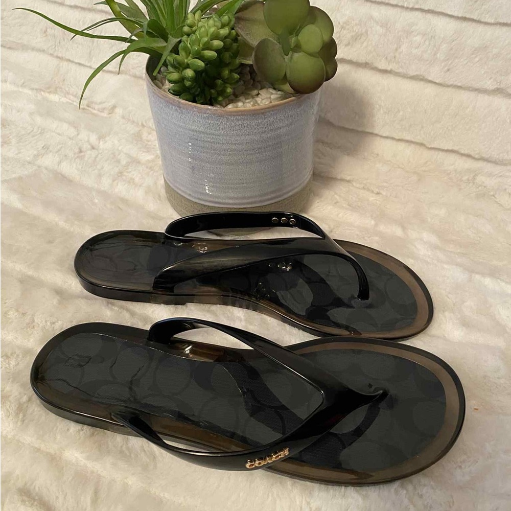 ✨🆕✨New Coach Jelly Slippers - Picture 2 of 7